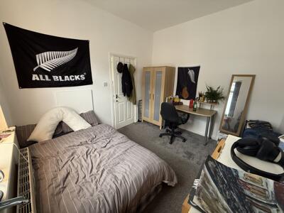 Picture 4